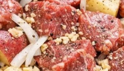 Slow Cooker 5-Ingredient Beef Stew with Chuck Roast and Potatoes