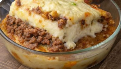 Layered Mashed Potato and Meat Casserole